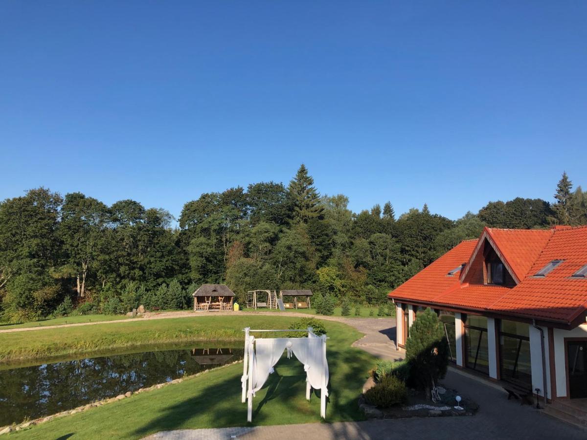 Jurvinge Hotell Zadvainai Eksteriør bilde